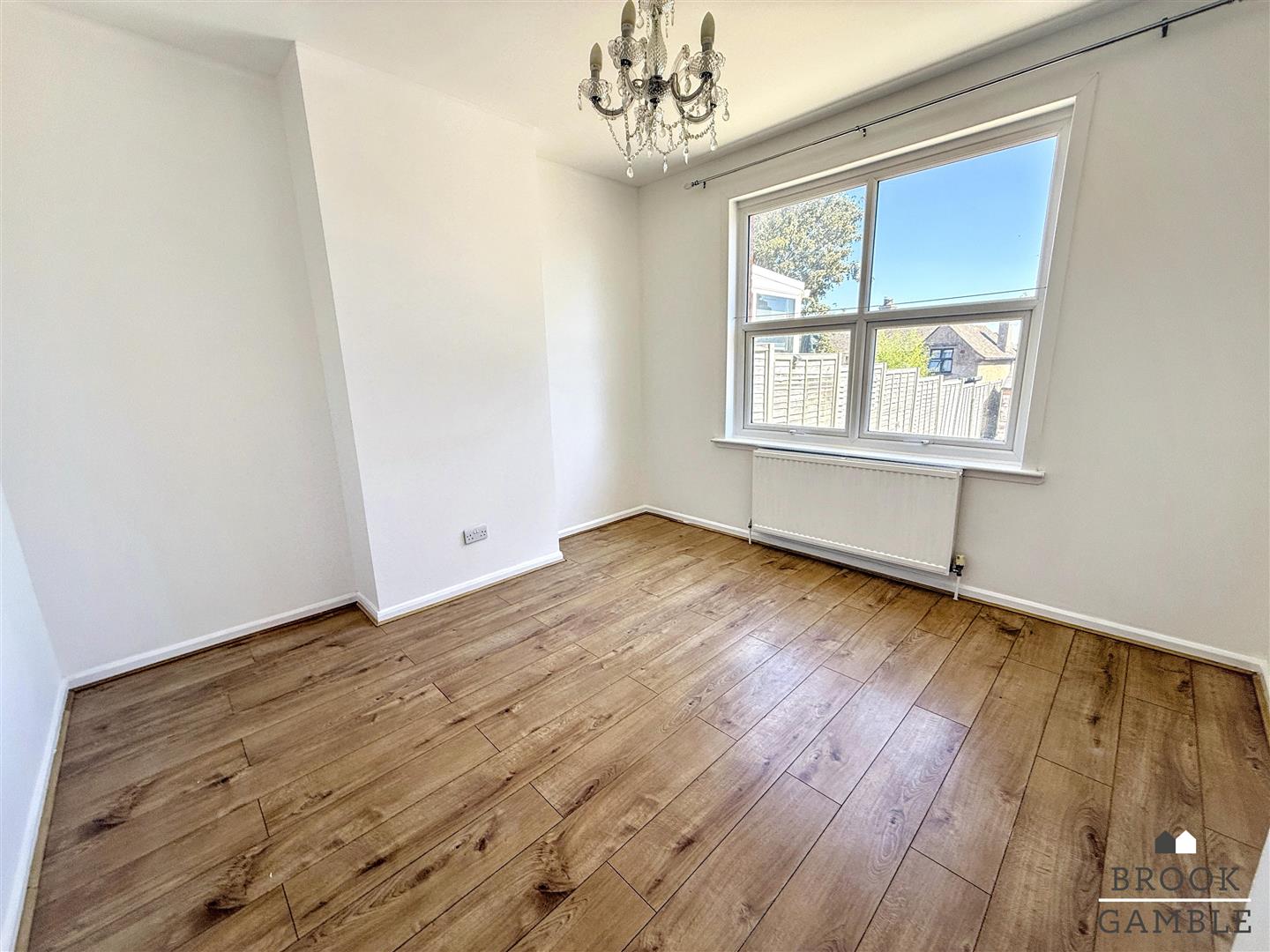 3 Bedroom House. Royal Sussex Crescent in Eastbourne,  4